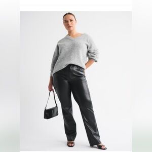 NWT Abercrombie Black Curve Love The 90s Straight Vegan Leather Pants